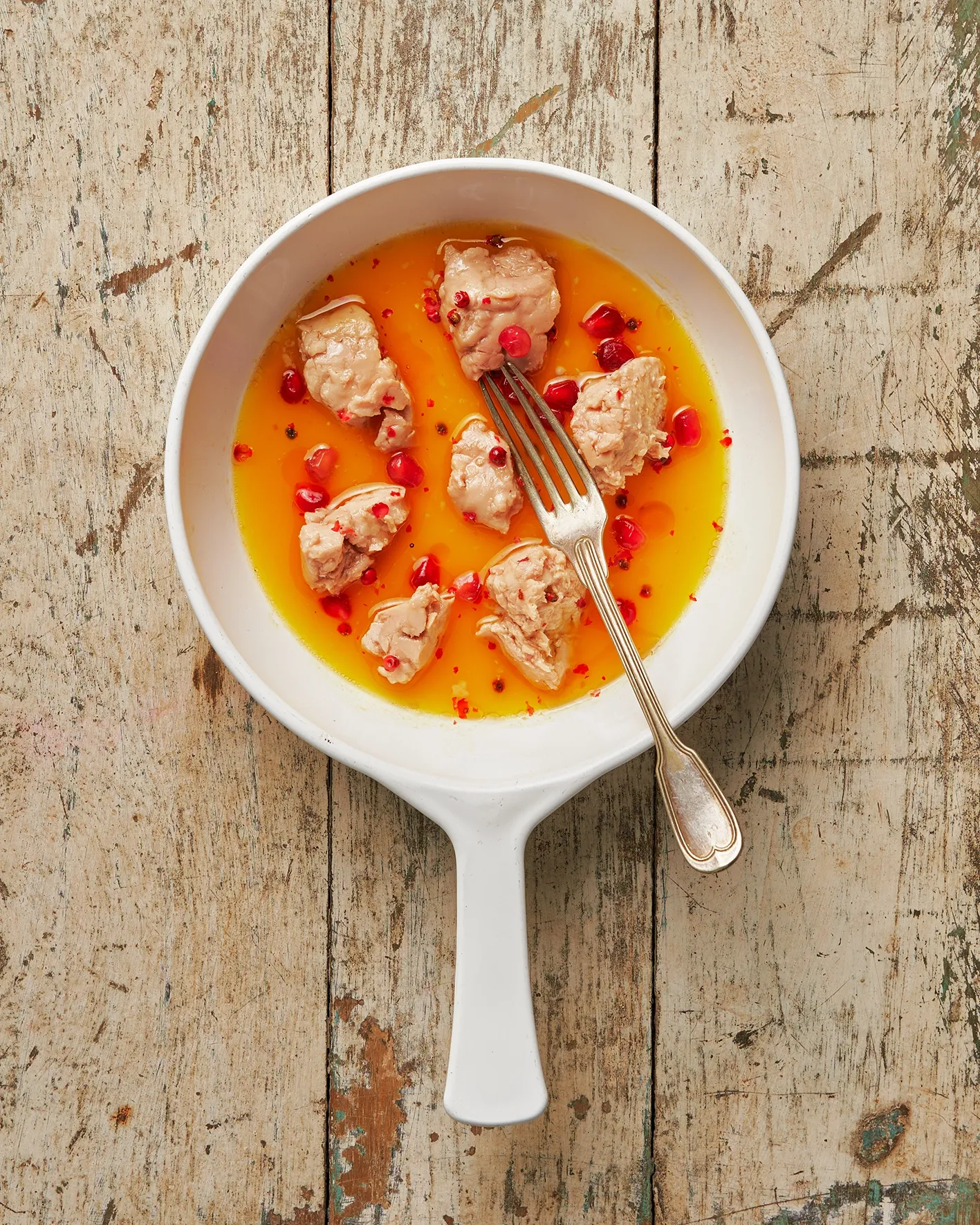 Cod liver in orange juice